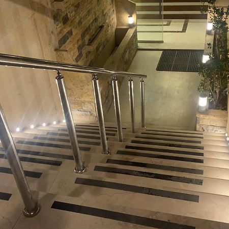 Al Haneen Hotel Apartments Safut Exterior photo