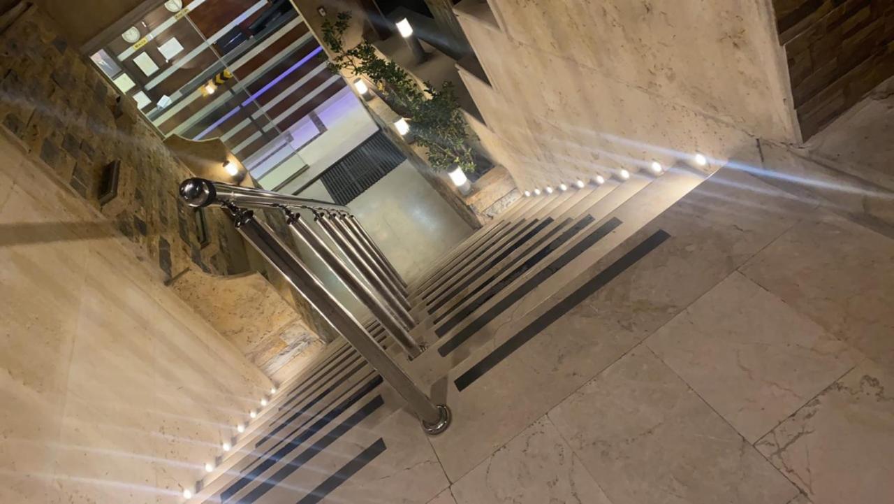 Al Haneen Hotel Apartments Safut Exterior photo